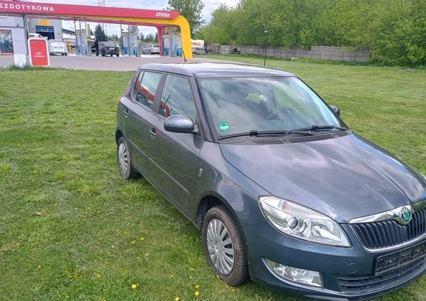 Skoda Fabia cena 17200 przebieg: 131000, rok produkcji 2012 z Częstochowa małe 67